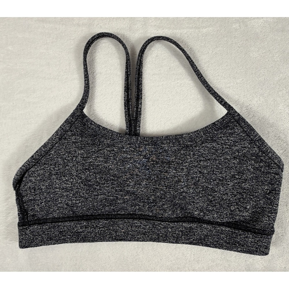 Lululemon Bra Women's 6 Gray Heather Flow Y Nulu Yoga Gym Light Support Athletic